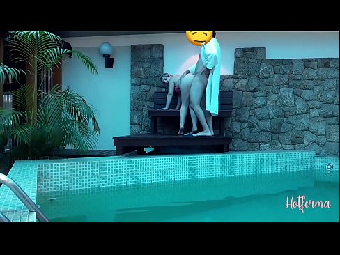 ❤️ Giimbitar sa amo ang katabang sa pool, apan dili makasukol sa init ❤️ Fucking sa ceb.thebestfetishsites.ru ❌️
